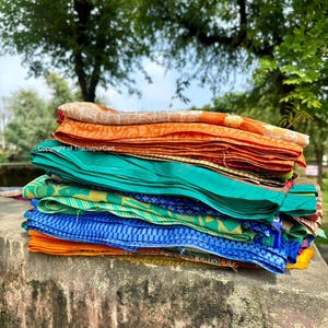 Großhandel Lot von Vintage Seide Saree Schneiderei ethnischen Handwerk indischen Sari Recycling-Stoff Traditionelle Textil Gebrauchte Seide