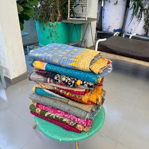 indian Quilt Handmade Throw Reversible Blanket Bedspread Cotton Fabric Twin size Quilts for sale