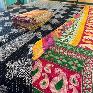 Groothandel veel Indiase Vintage Kantha Quilt Handgemaakte Gooi Omkeerbare Deken Sprei Katoen Stof Boho quilten Twin Size Bedovertrek afbeelding 3