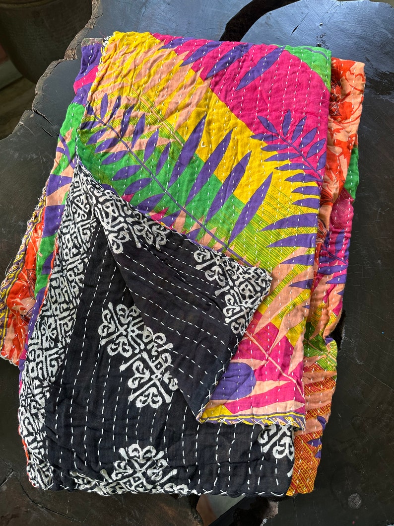 Lote al por mayor de colcha Kantha vintage india hecha a mano manta reversible colcha tela de algodón colcha vintage imagen 9