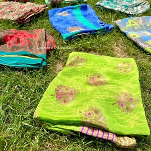 Lotti all'ingrosso Vintage Sari Sari riciclato Art Silk Sari indiano Donna Sari Tessuto Sari vintage Sari usato Tessuto di seta Saree Sari usato