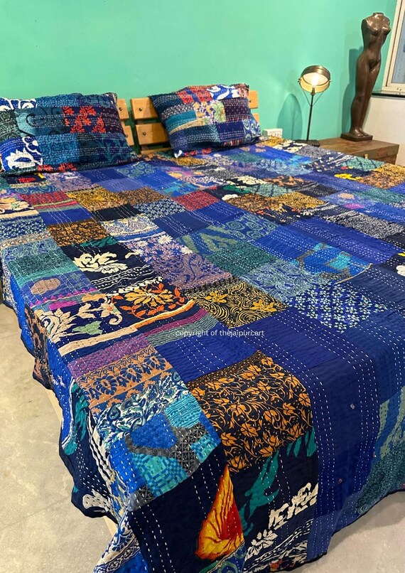 Edredón Vintage De Seda Kantha - Hecho A Mano, Reversible, 60x90 Pulgadas, Rojo Edredón Vintage De Seda Kantha - Hecho A Mano, Reversible, 60x90 Pulgadas, Rojo
