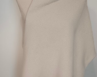 Handcrafted Beige Wool and Cashmere Stole – French Simplicity Wrap