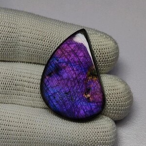 Cabochão de labradorita de qualidade AAA++ | Cabochão de labradorita rosa-púrpura-fogo | Cabochão de pedra labradorita com formato especial | Colar de labradorita