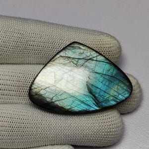 einzigartige Grüner Labradorit Cabochon | Auffälliger Labradorit Stein Cabochon | Labradorit Cabochon in Herzform | Großer Labradorit für Halskette