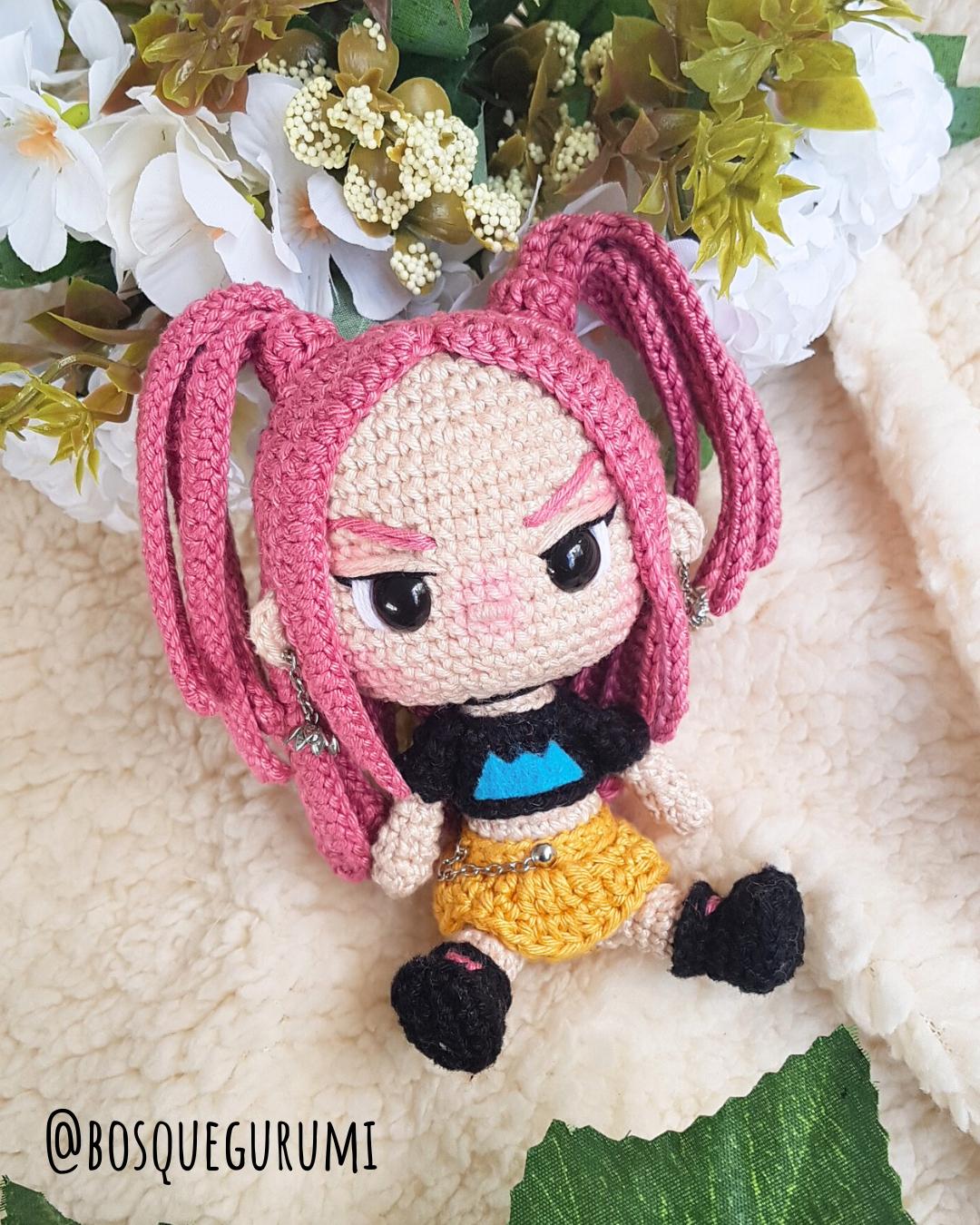 y*i様 サマーガールうさぴょんのキーホルダー〇あみぐるみ y*i様 サマーガールうさぴょんのキーホルダー〇あみぐるみ