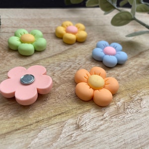 Magnets Flowers 5 pieces pastel l Ceramic Fridge magnets l Gift image 5