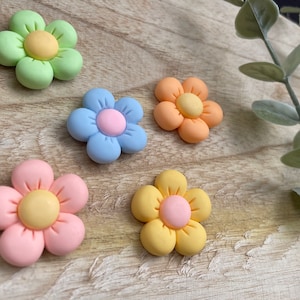 Magnets Flowers 5 pieces pastel l Ceramic Fridge magnets l Gift image 4