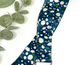 Daisy Lanyard - Office School Work College Flower Accessory Pendant Gift