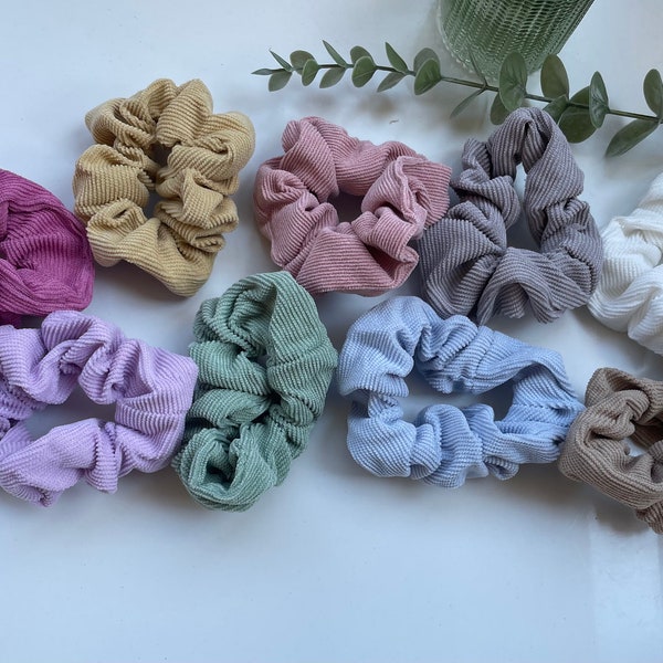 Srunchie aus Feincord, mehrfarbig Scrunchy, Scrunchies, Haargummi, Haarband