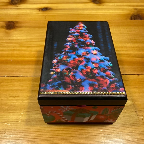 The Christmas tree custom solid wood cigar box, holiday full color art and hand rubbed finishes and a little bling