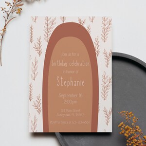 Plantilla de invitación de cumpleaños bohemia editable, invitación de cumpleaños de otoño