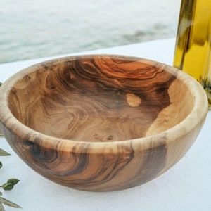Olive Wood Bowl, Handmade Kitchen Wooden Bowl, Large Wooden Salad Bowl, Organic  Eco-friendly Olivewood Bowl, Kitchen Gift, Welcome Gift