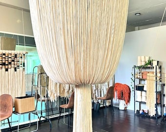 Grote macramé kroonluchter, extra grote boho plafondlamp, handgemaakt statementstuk van katoenen touw voor luxe woningen