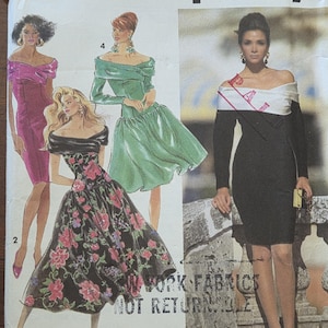 Simplicity 7440 Sizes 8-14 FACTORY FOLDED Bust 31 1/2 Inches to 36 Bust Evening 1990s Gown