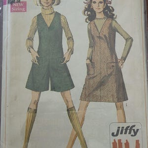 Simplicity 7821 Misses&#39; Size 12 Bust 34&quot; 1960s Jiffy Jumper and Mini Pant Jumper Pattern