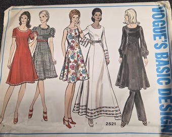 Basisontwerp vintage Vogue 2521 maat 12-buste 34 inch jaren 70 jurkpatroon