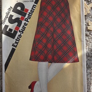 Simplicity 9583 *Klippt till storlek 12 Midja 26 1980-tals Misses' E.S.P Extra Sure A-linjeformad kjolmönster