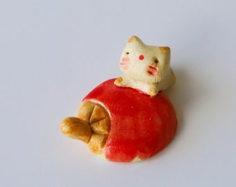 Adorable Ceramic Cat Chopstick Rest, Handmade, Japanese Style