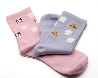 Cat and Daisy Crew Socks: Soft Pastel Women's Socks (Size 6-8.5 US)