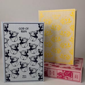 Serie Legado de Dioses de Rina Kent / Ediciones de coleccionista encuadernadas en tela / Libros individuales o conjunto completo imagen 4