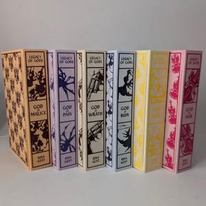 Serie Legado de Dioses de Rina Kent / Ediciones de coleccionista encuadernadas en tela / Libros individuales o conjunto completo imagen 14