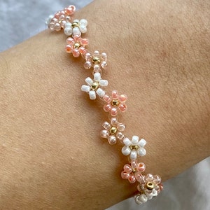 Bracelets floraux en zigzag dans trois teintes Rose