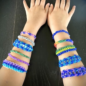 Customizable Rainbow Loom Bracelets