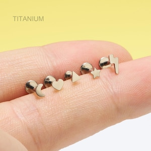 Piercing de nariz/brinco de cartilagem/medusa/monroe/nariz/tragus/concha/hélice de titânio 16G com rosca interna em forma de coração, estrela e lua