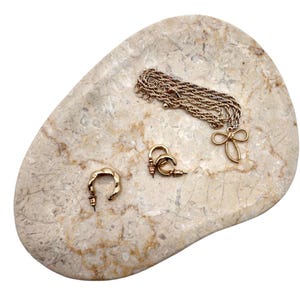 Natural Beige Marble Jewelry Tray Featuring Asymmetric Design