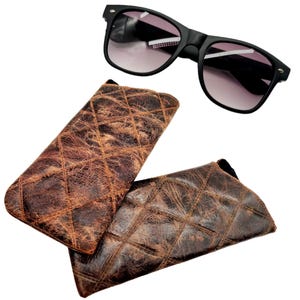 Étui à lunettes en cuir véritable vintage surpiqué de diamants / Étui à lunettes de soleil en cuir (b)