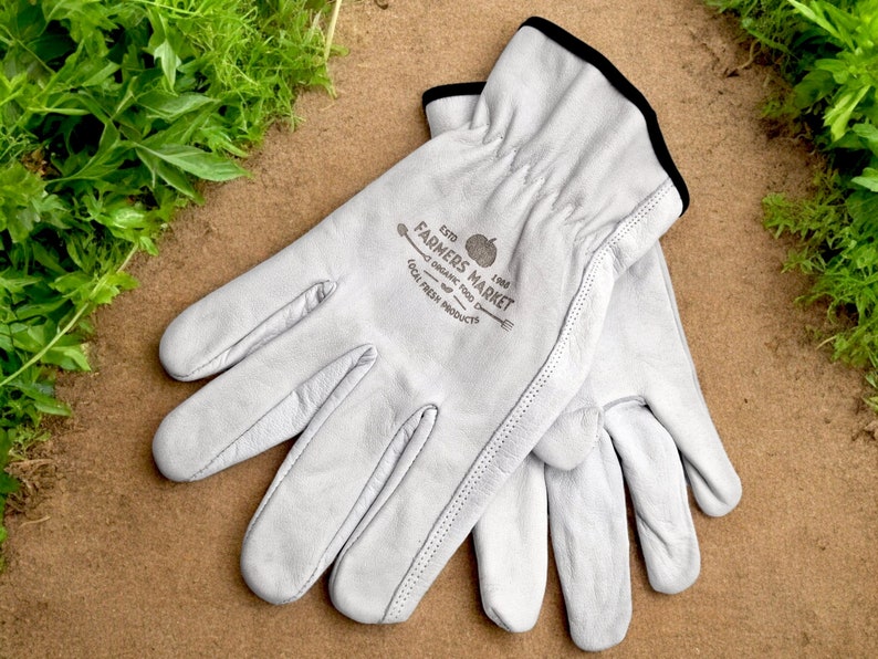 customised gardening gloves