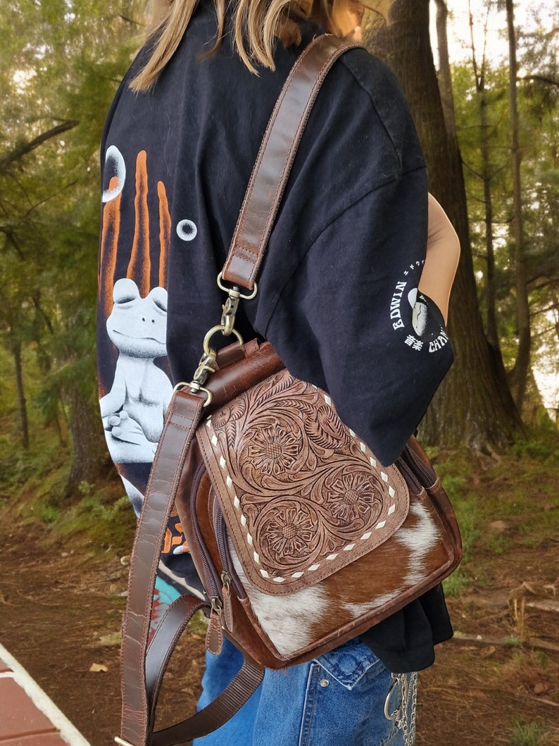 Mochila compacta de piel de vacuno auténtica y cuero repujado / mochila pequeña de piel de vacuno / mochila pequeña estilo western / monedero de piel de vacuno imagen 7
