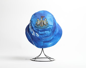 Newcastle United 1993-95 Klassisches Upcycled Football Shirt Fischerhut