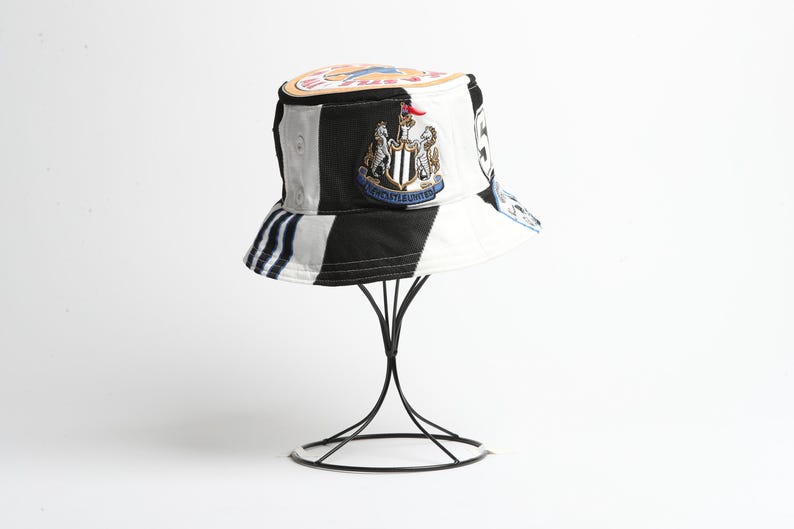 Newcastle United (Alan Shearer) 1995-97 Upcycled Classic Football Shirt Bucket Hat image 2