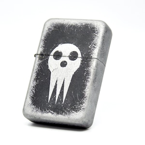Flip Top Aansteker in een etui met een Soule Eater - Death