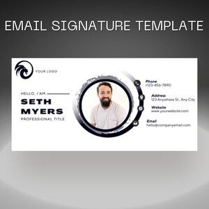 Könnte beinhalten: Schwarz-weißes E-Mail-Signatur-Template mit einem Löwenlogo, einem Foto einer Person und Kontaktinformationen. Der Text lautet "Hallo, ich bin Seth Myers, Berufsbezeichnung".