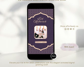 Plantilla personalizable de tarjeta de felicitación digital Eid Mubarak 2025. Tarjeta digital editable con fotografía familiar Selamat Hari Raya con música.