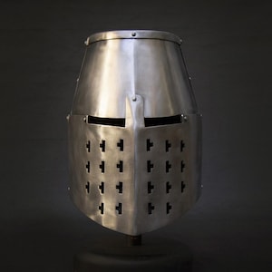 Gran Yelmo de Bolzano - Casco de caballero cruzado medieval / Armadura templaria del siglo XIV / Listo para LARP, cosplay y recreación histórica