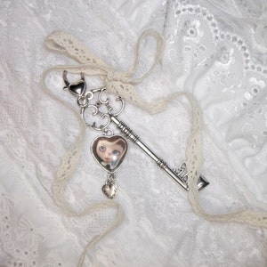 Antique Doll keyring / Keychain - blythe doll