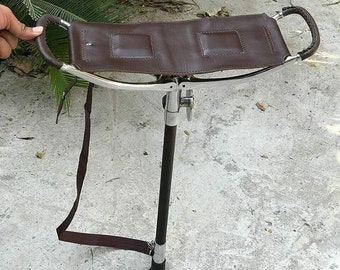 Asiento ajustable de cuero marrón para bastón de tiro - Ayuda para la movilidad