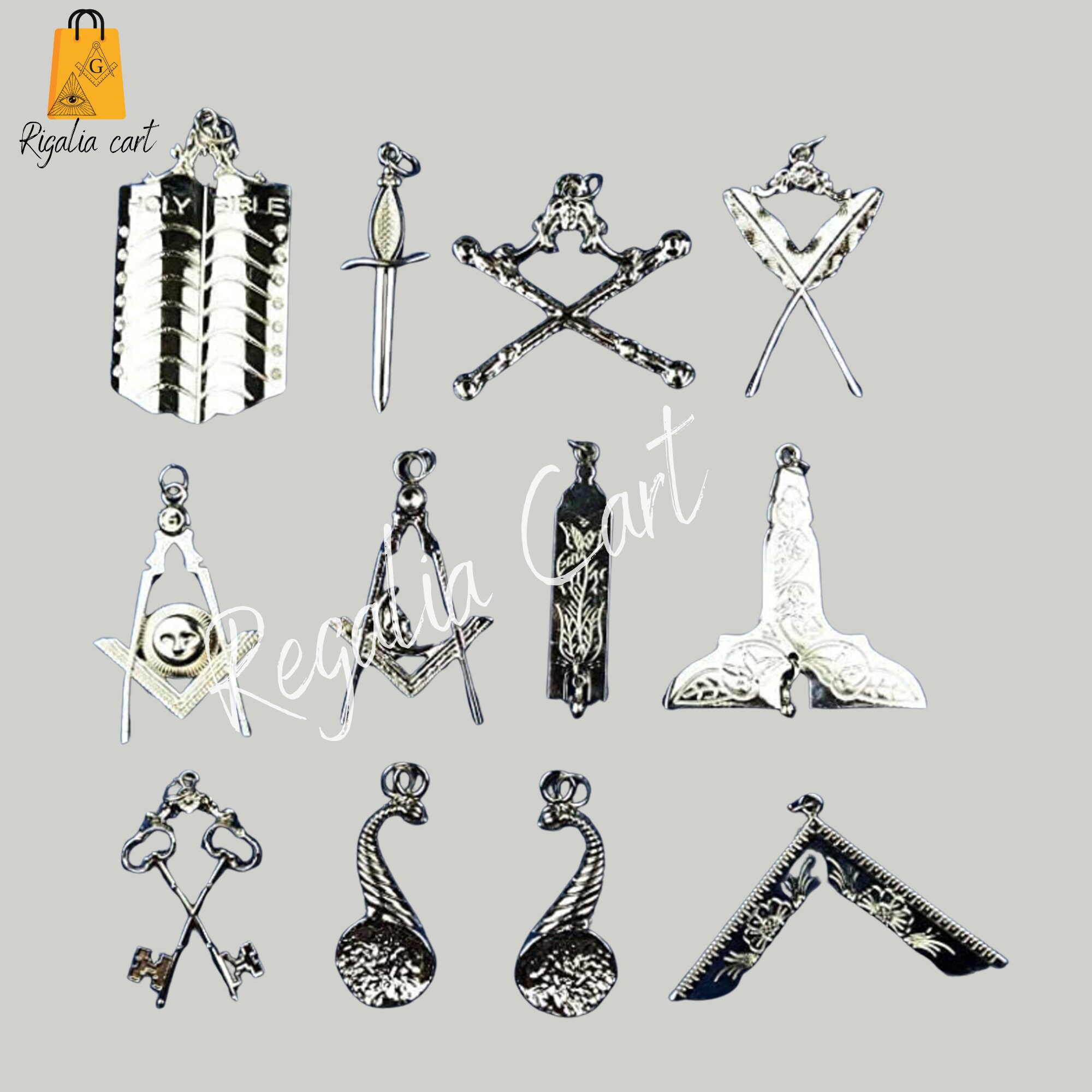 Set di collare a catena massonica Blue Lodge con gioielli, supporto in velluto blu, tono argento/oro, gioielli di qualità premium in metallo ottone - Italia Set di collare a catena massonica Blue Lodge con gioielli, supporto in velluto blu, tono argento/oro, gioielli di qualità premium in metallo ottone - Italia