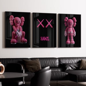 Affiche de figurine Hypebeast en diamant rose, lot de 3, figurine Hypebeast, graffiti de kaws, décoration minimaliste imprimable Hypebeast, TÉLÉCHARGEMENT NUMÉRIQUE