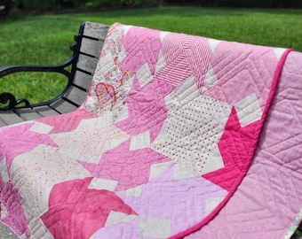 Pink pinwheel quilt/little girl/teen/pink floral/pink stripe/med-throw/quilt