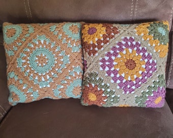 The Comfy Journeys Travel Pillow Crochet Pattern