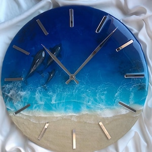 Arte personalizada em resina oceânica | Relógio de parede em resina | Arte em resina | Arte de parede | Oceânico em resina | Relógio oceânico | Relógio com golfinhos | Decoração para casa | Presente | Resina epóxi |