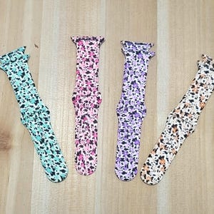 Floral Cow Print Apple Watch Band – Silicone Watch Strap for Women | Cow Print Flower Print Daisy Band for Apple Watch Series 1–9, SE, Ultra