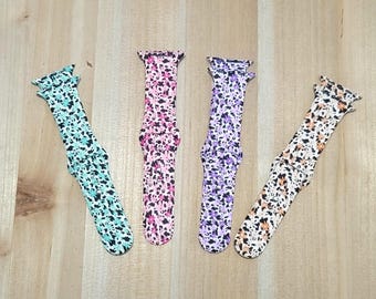 Floral Cow Print Apple Watch Band – Silicone Daisy Strap