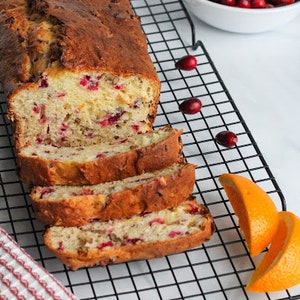 Cranberry-Orange Nut Bread/Bread Recipe/Fruit Bread/Baked Goods