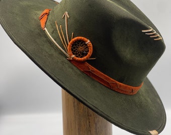 Boho, eleganter grüner Hut Weiike nach Maß